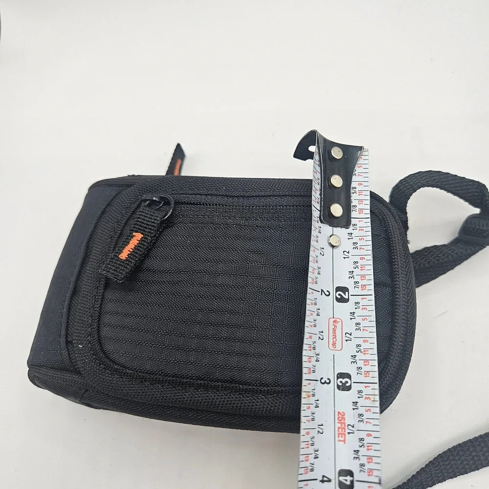 Lowepro Ridge 30 Compact Digital Camera Bag Case Black with Strap and Belt Loop